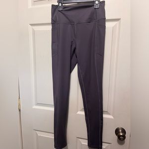 Victoria’s Secret leggings size 8, side pockets